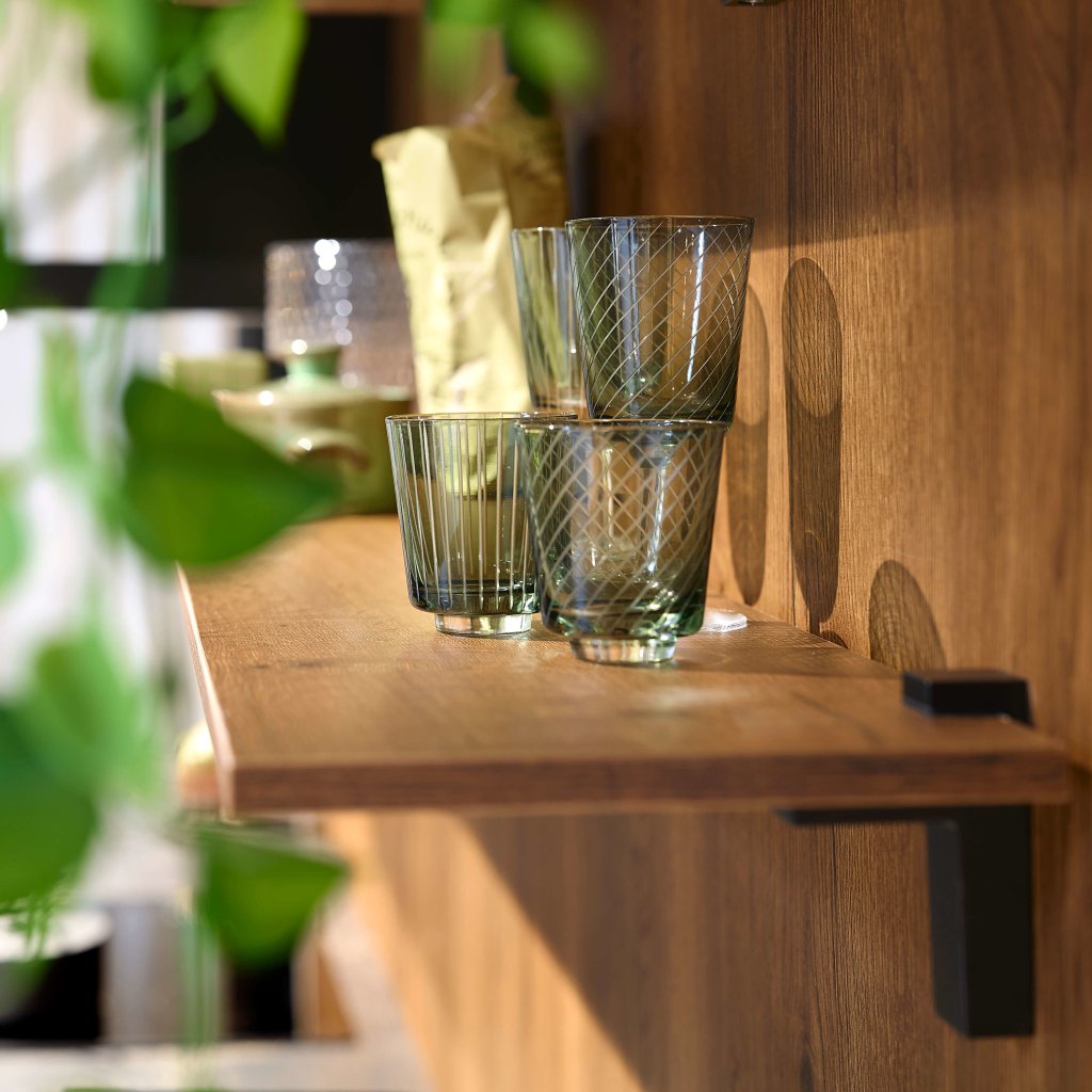 Sfeervolle eikenhouten wandplanken in keuken
