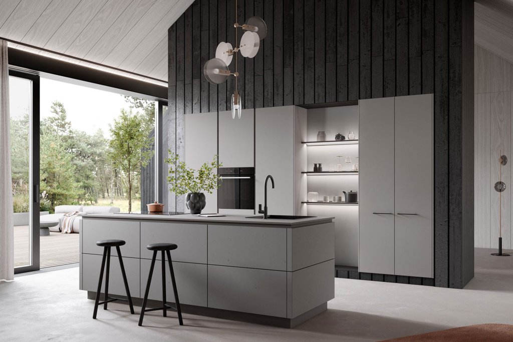 Duurzaam koken begint bij een duurzame keuken | Eigenhuis Keukens Een beton greige leefkeuken met eiland van de duurzame collectie van Systemat