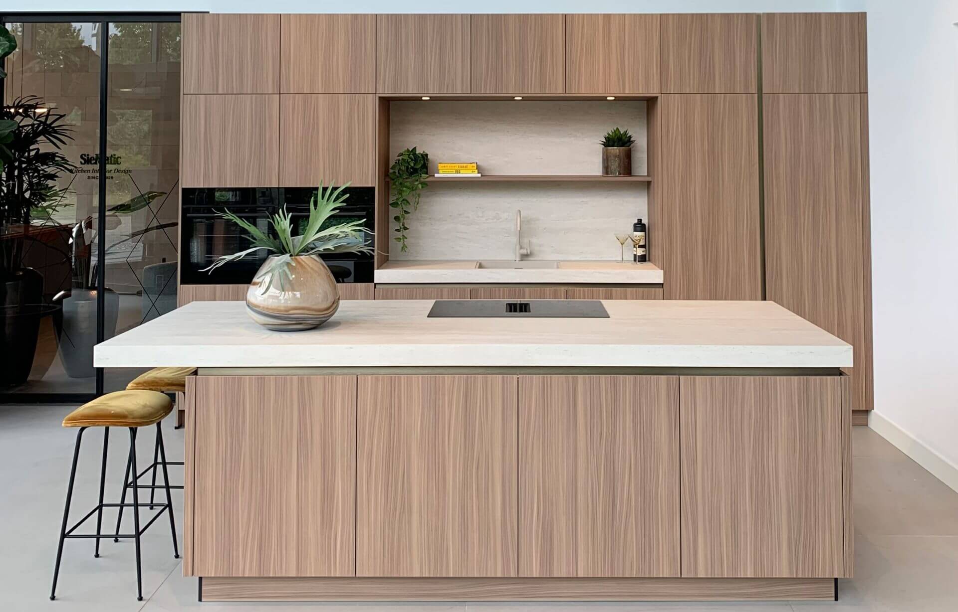 Overview luxe en stijlvolle Pronorm keuken | Eigenhuis Keukens Overview luxe en stijlvolle Pronorm keuken | Eigenhuis Keukens