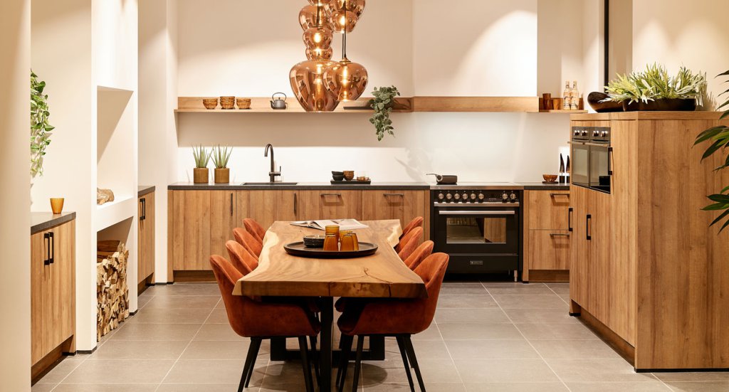 Landelijk eiken hout keuken | Eigenhuis Keukens