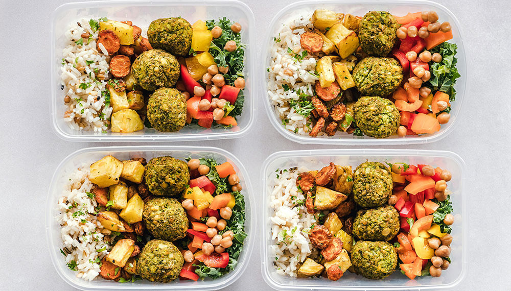 Meal prep gerechten in bakjes