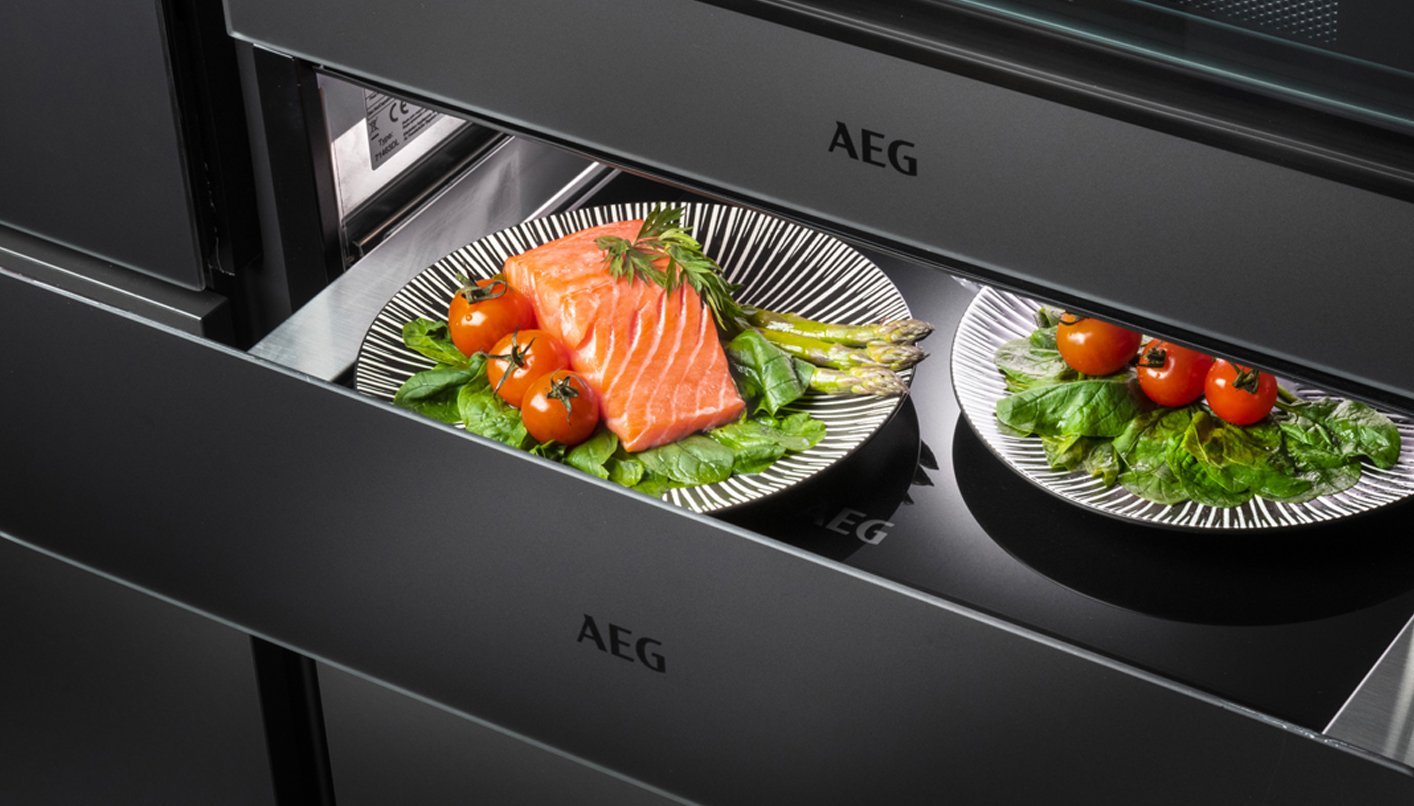 AEG MattBlackLine warmhoudlade | Eigenhuis Keukens AEG MattBlackLine warmhoudlade | Eigenhuis Keukens