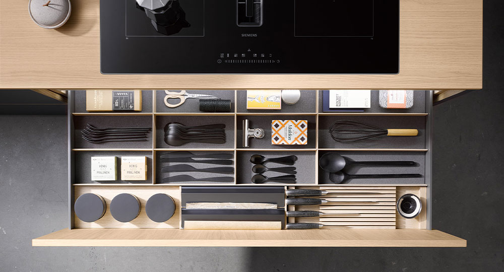 Systemat verlichte korflades voor in het ideale keukenverlichtingsplan | Eigenhuis Keukens