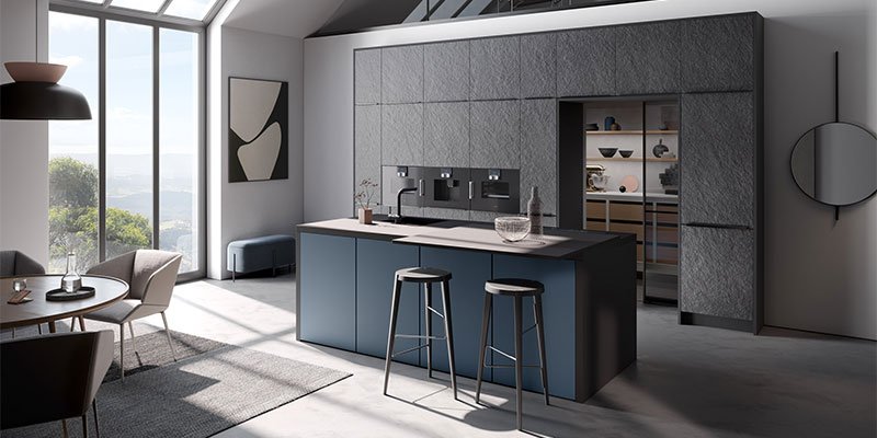 Donkere blauwe moderne keuken | Eigenhuis Keukens