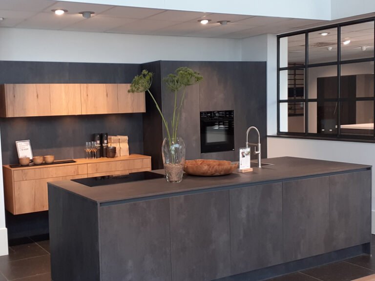 ECOOK Xclusiv houtlook-betonlook eiland keuken | Eigenhuis Keukens
