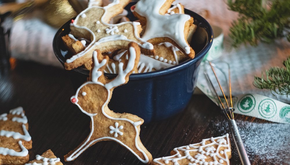 Eigen kerstkoekjes maken | Creatief met glazuur | Eigenhuis Keukens Eigen kerstkoekjes maken | Creatief met glazuur | Eigenhuis Keukens