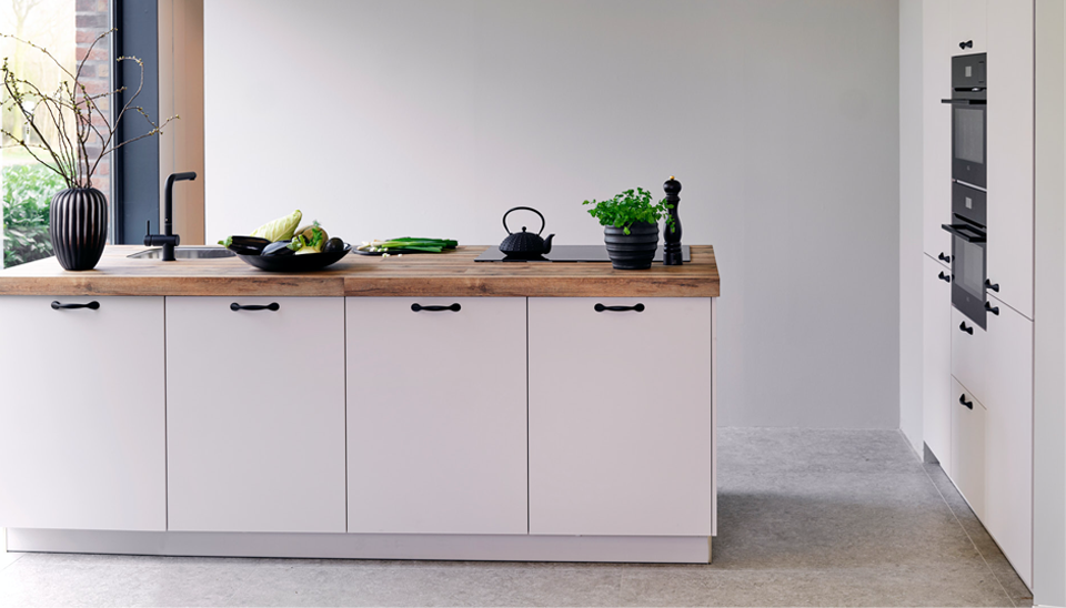 Frisse witte keuken | Eigenhuis Keukens Frisse witte keuken | Eigenhuis Keukens
