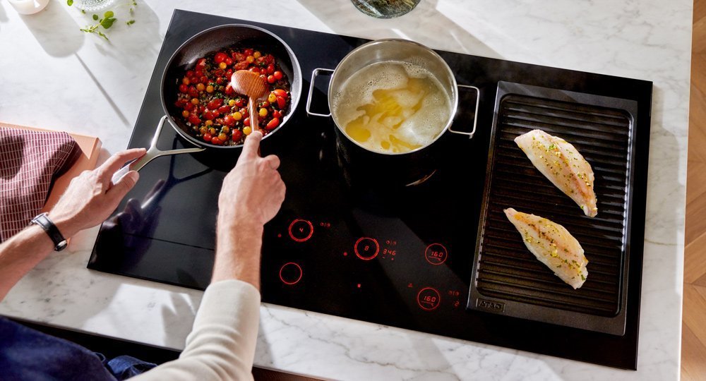 Juiste apparatuur voor jouw keuken | ATAG Celcius Cooking | Eigenhuis Keukens