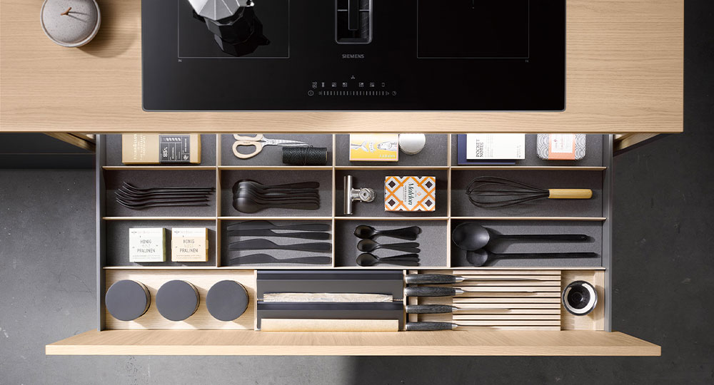 Keukentrend 2025: verlichte korflades | Eigenhuis Keukens | Keukentrends 2025 Keukentrend 2025: verlichte korflades | Eigenhuis Keukens