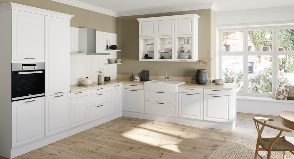 Landelijke witte keuken | Eigenhuis Keukens Landelijke witte keuken | Eigenhuis Keukens