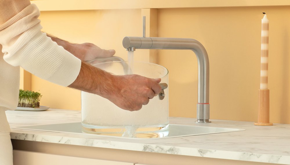 Ontdek de Quooker Front | Ergonomisch en veilig design | Eigenhuis Keukens Ontdek de Quooker Front | Ergonomisch en veilig design | Eigenhuis Keukens