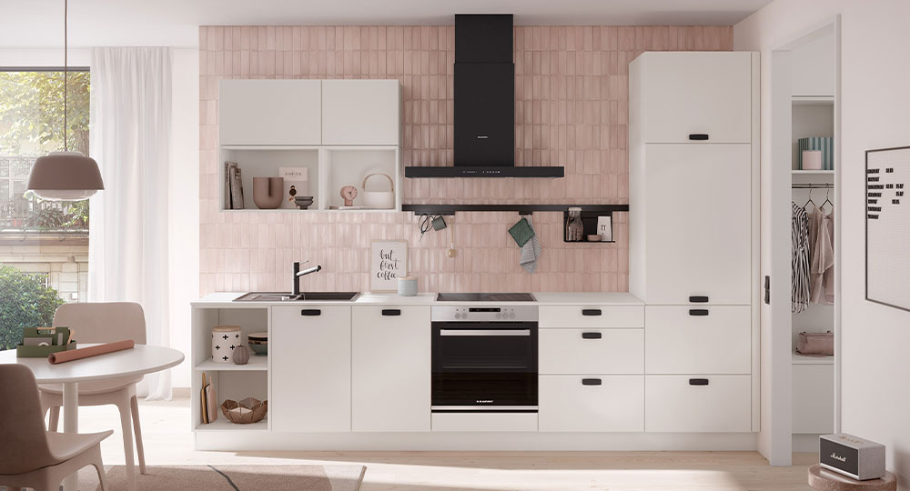 Roze achterwand | Eigenhuis Keukens Roze keukenwand | Eigenhuis Keukens