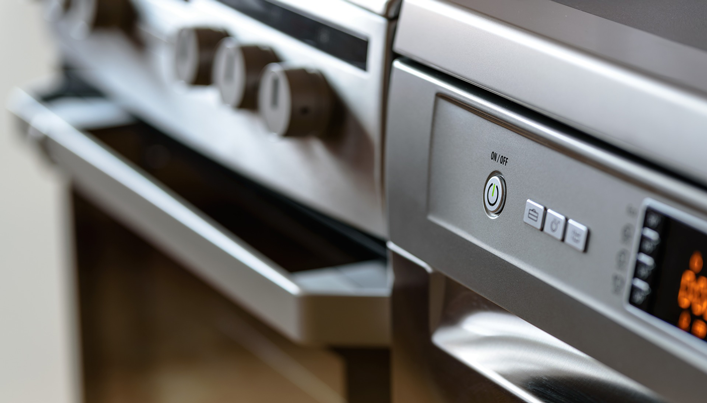 Schoonmaaktips voor de oven | Eigenhuis Keukens Schoonmaaktips voor de oven | Eigenhuis Keukens